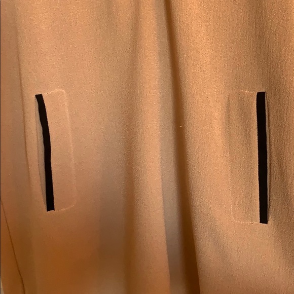 Taupe Tunic with pockets - Picture 3 of 4